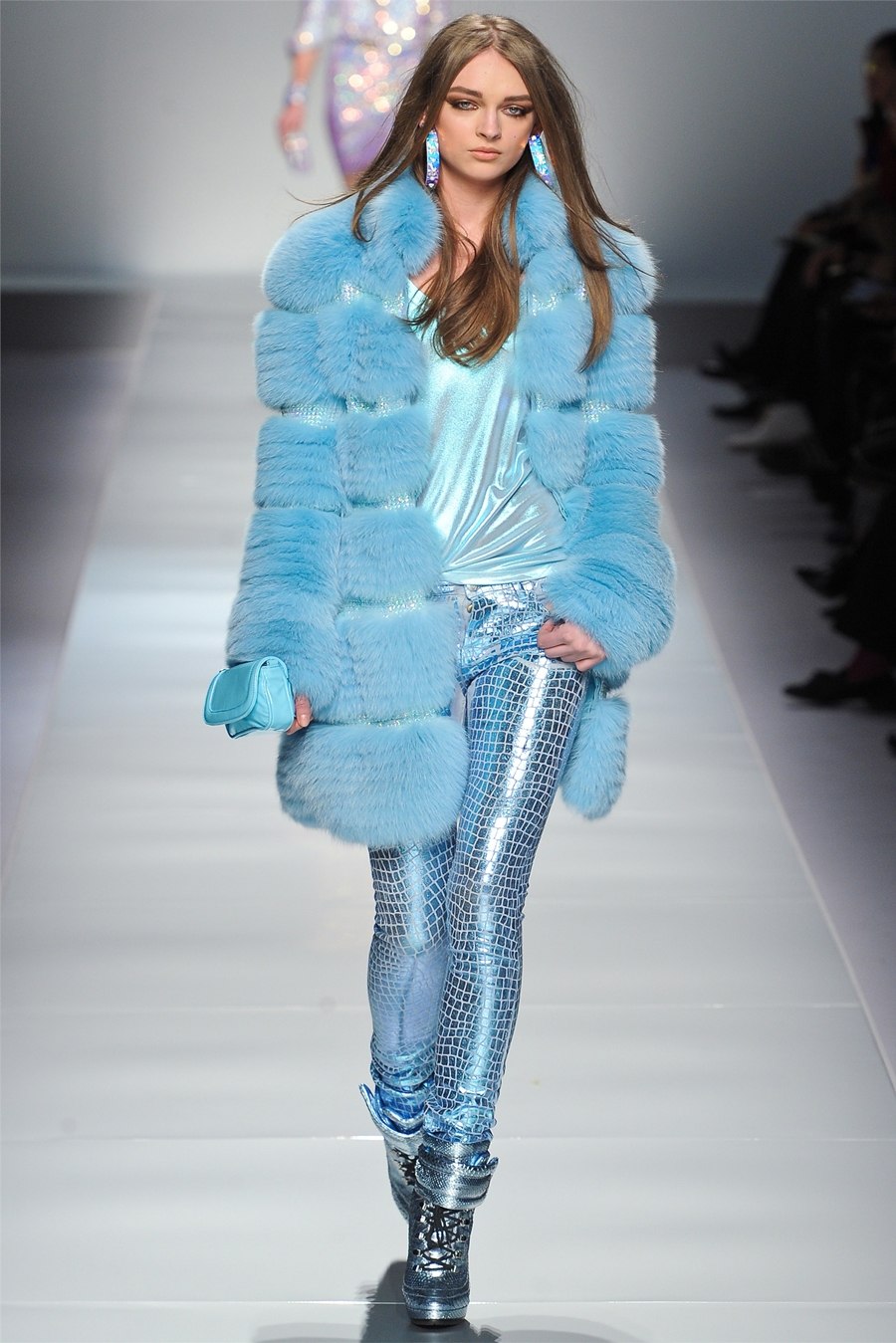 Blumarine показ осень зима 2022