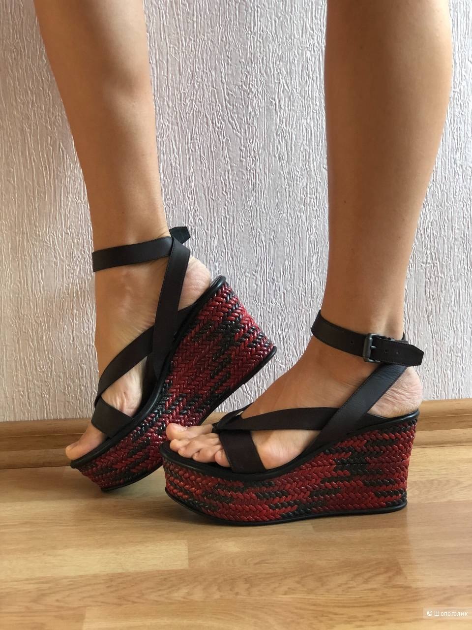 Bottega Veneta босоножки