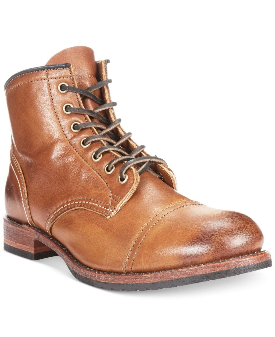Frye Logan cap Toe