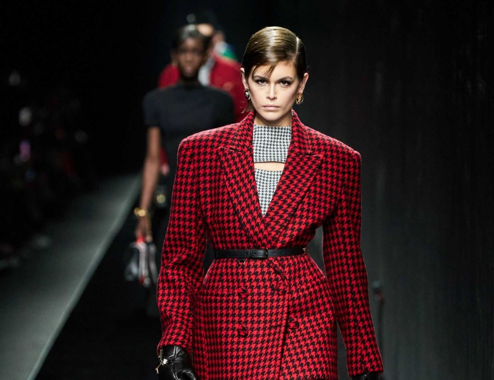 Versace осень зима 2020 2021