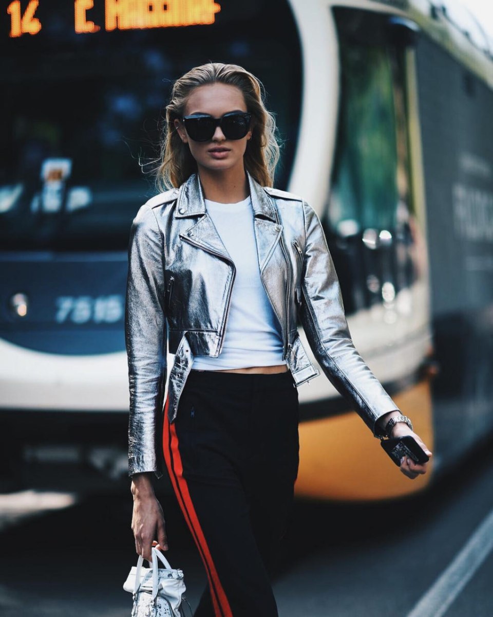 Спортивные брюки с лампасами 2021 Street Style