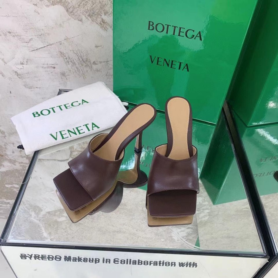 Bottega Veneta босоножки