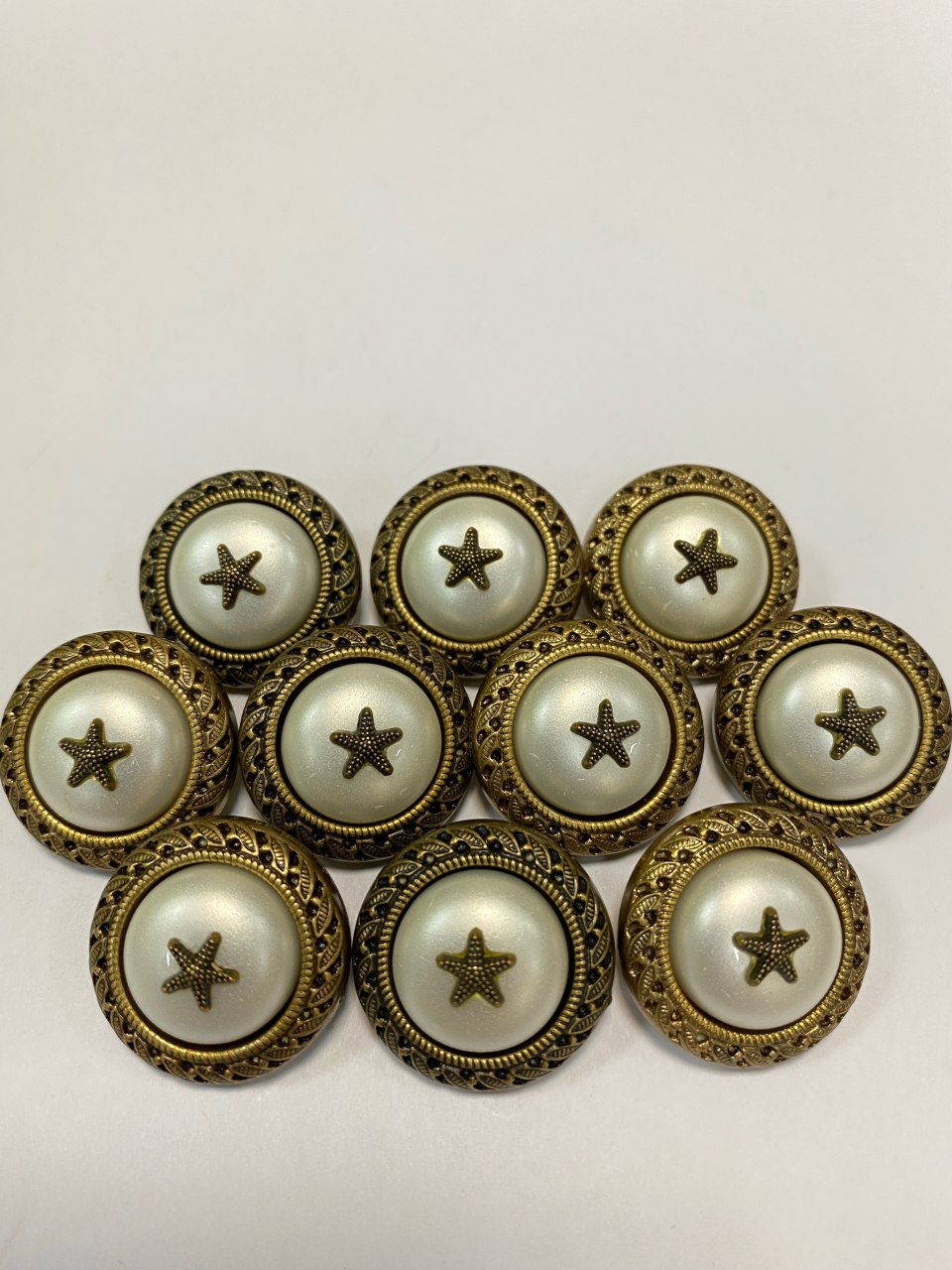 Пуговицы эксклюзив