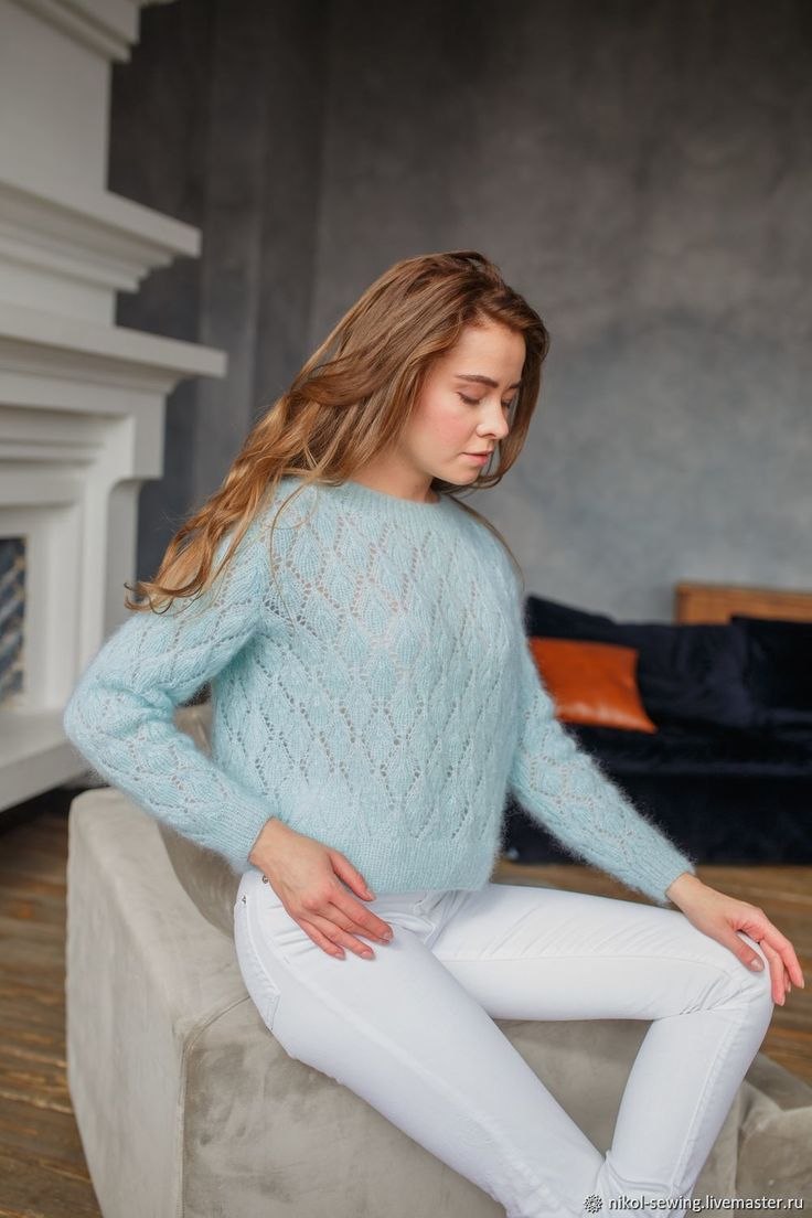 Мохеровые свитера женские