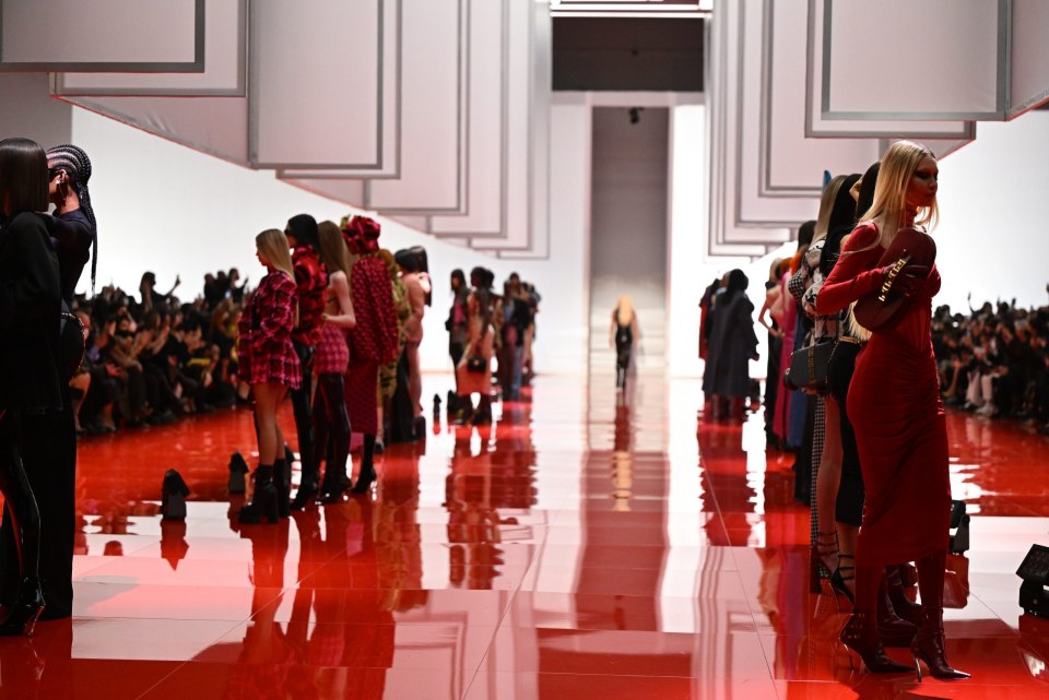 Michael Kors показ моды в Нью-Йорке осень/зима 2022/2023