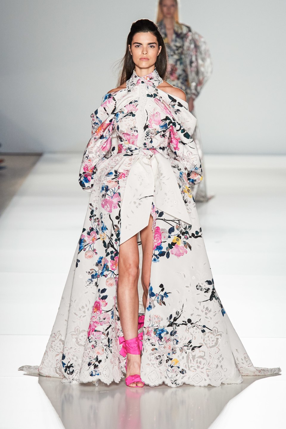 Ralph Russo Весна-лето 2020
