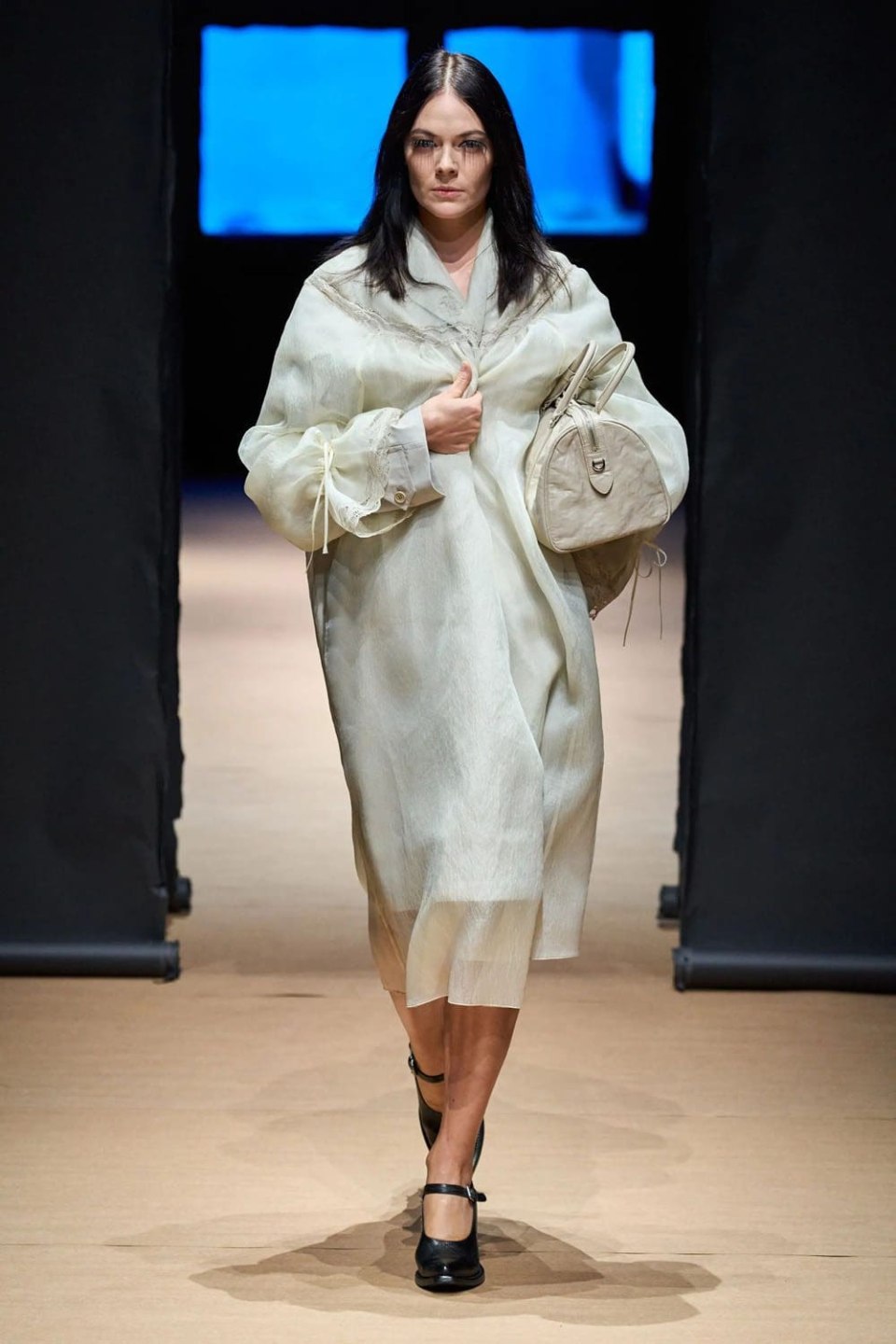 Prada показ 2022