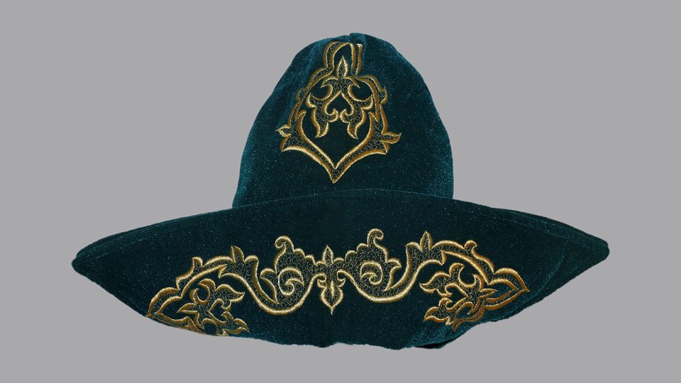Казахская шапка айыр калпак